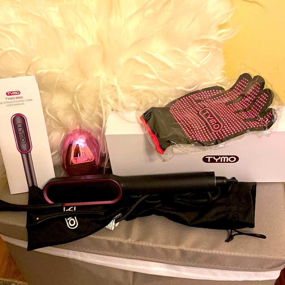 TYMO hair straightening comb new in box